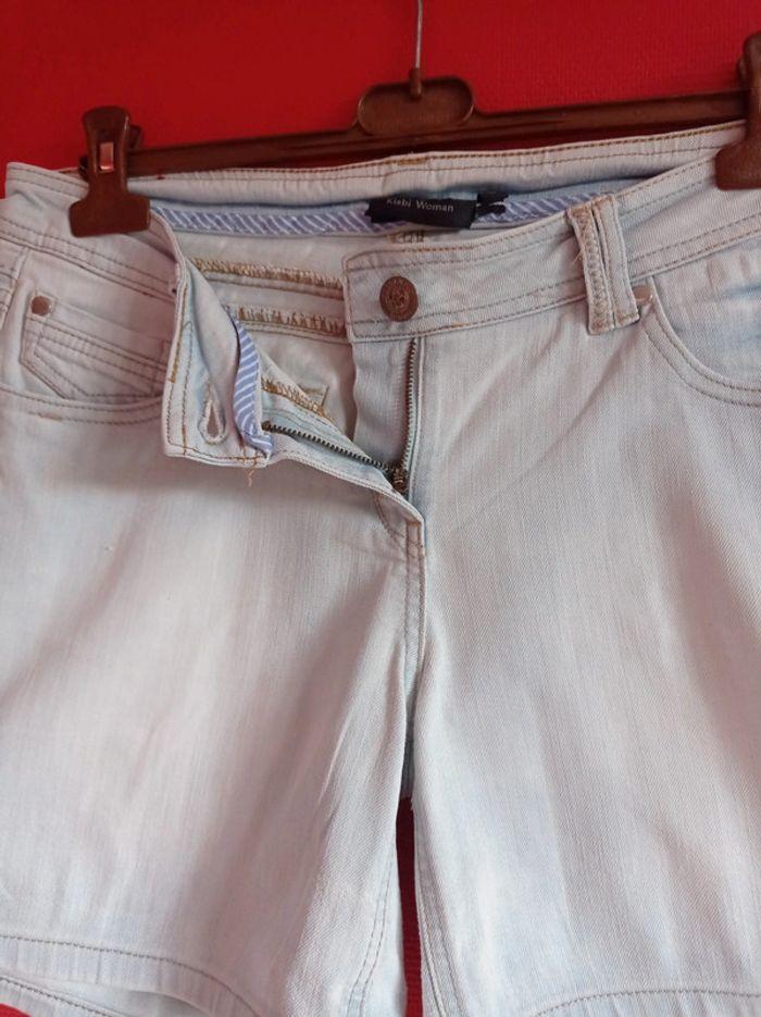 Short Kiabi jean bleu clair taille 40 Confortable - photo numéro 6