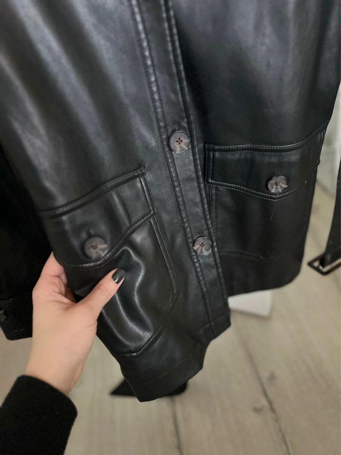 Veste chemise simili cuir stradivarius taille S - photo numéro 6