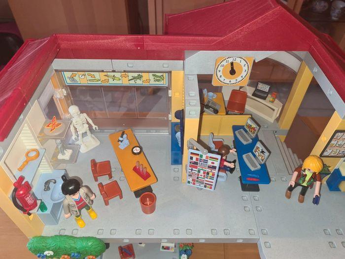 Ecole Playmobil 4324 en TBE - photo numéro 7