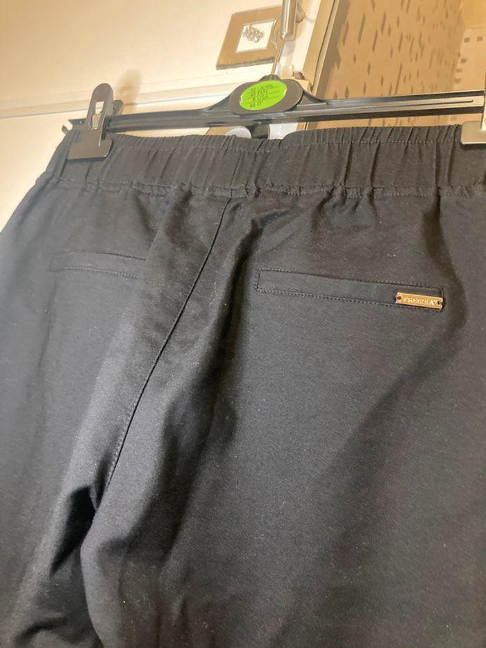 Pantalon noir à trous et lacets noir taille S - photo numéro 11