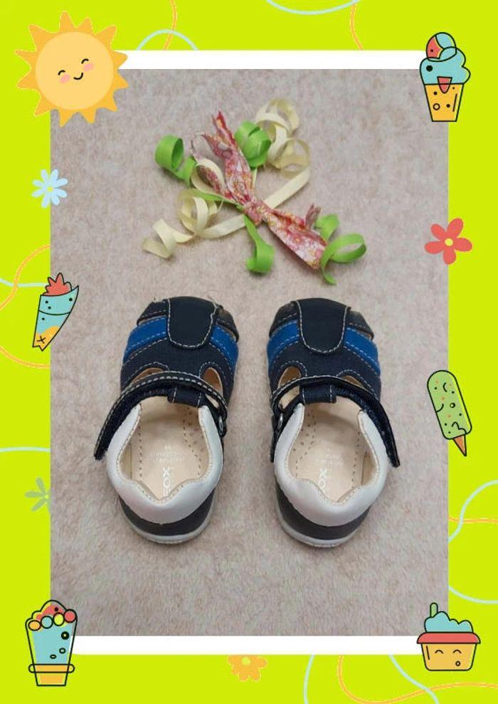 Chaussures été bébé garçon en cuir Taille 19 - photo numéro 1