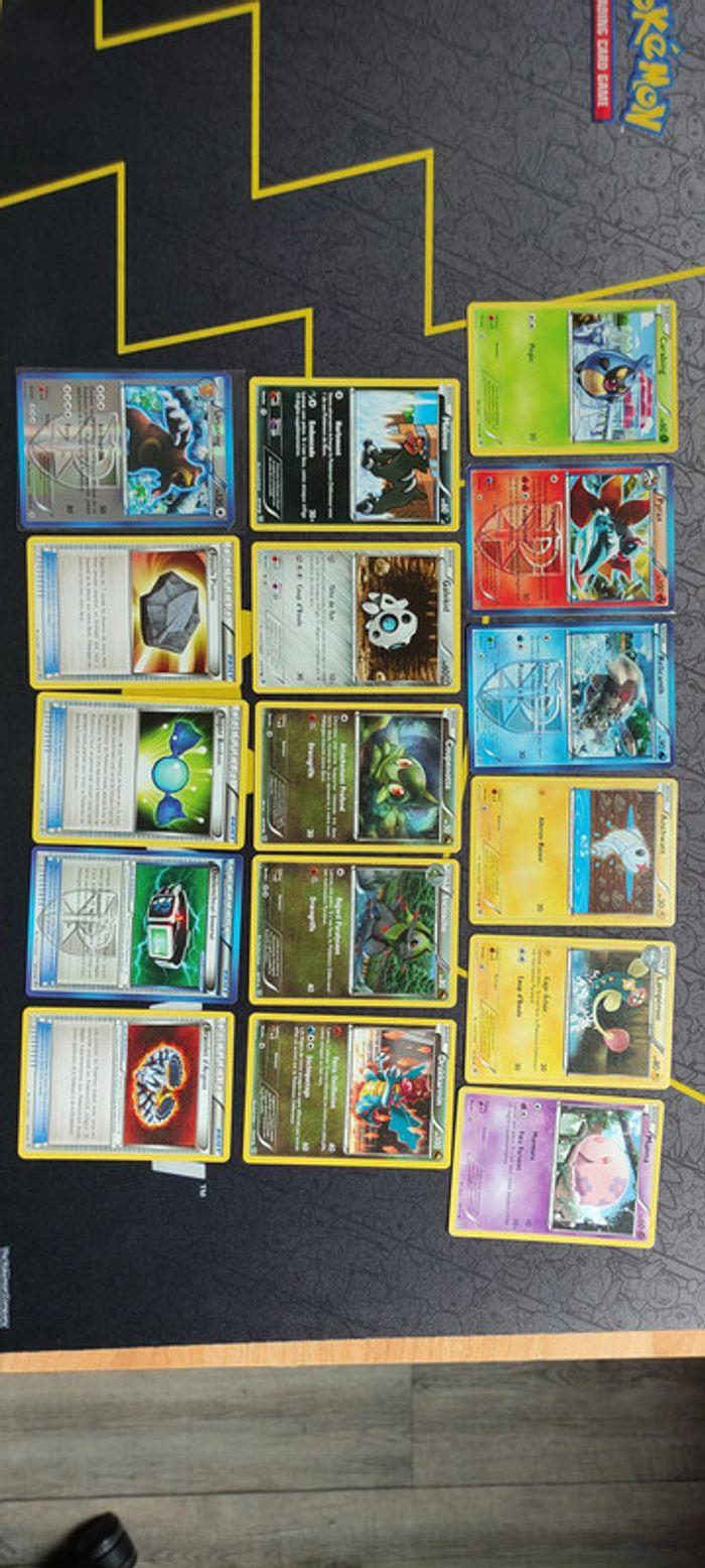 Lot cartes Pokémon série Explosion plasma bloc NB - photo numéro 1