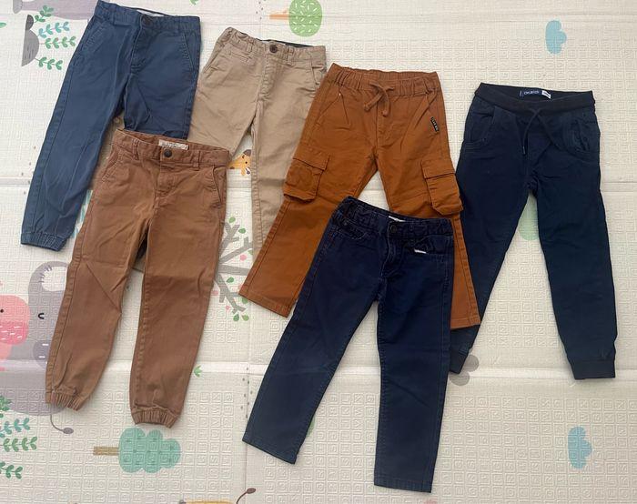 Lot pantalons 4 ans - photo numéro 1