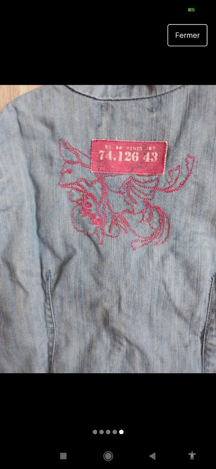 Veste en jean Kenzo 6 en broderie rose gros bouton - photo numéro 5