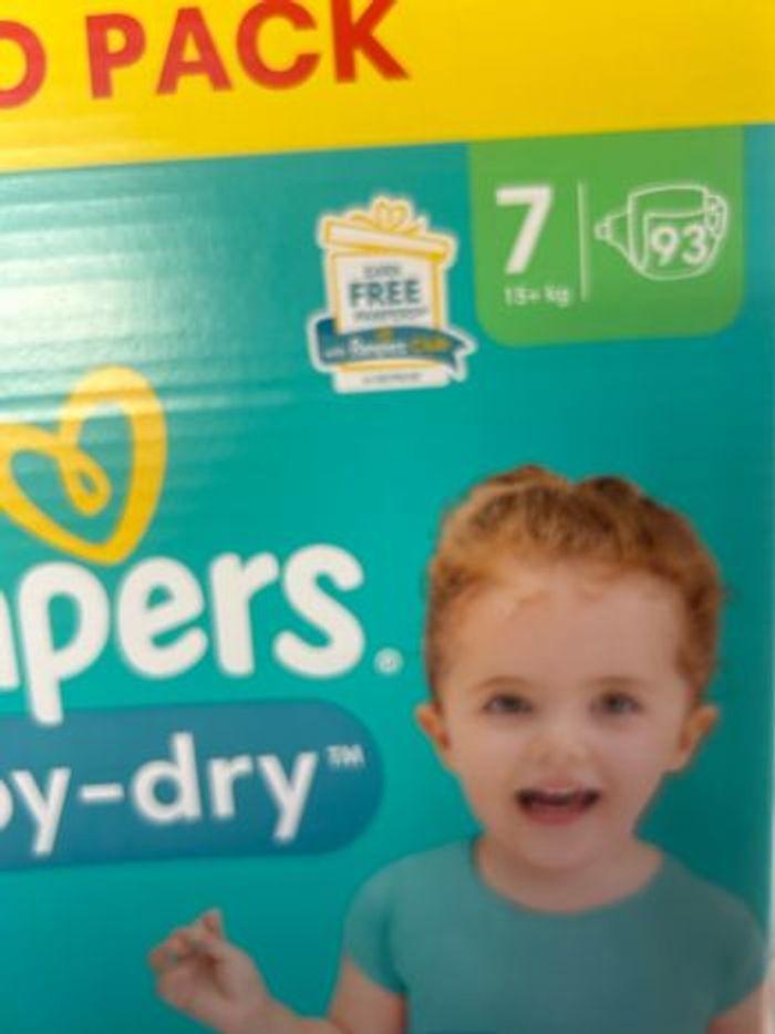 Pampers baby dry 93 couche taille 7 - photo numéro 2