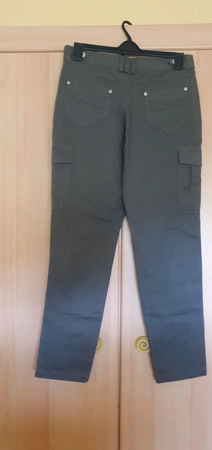 Pantalon kaki avec poches - photo numéro 2