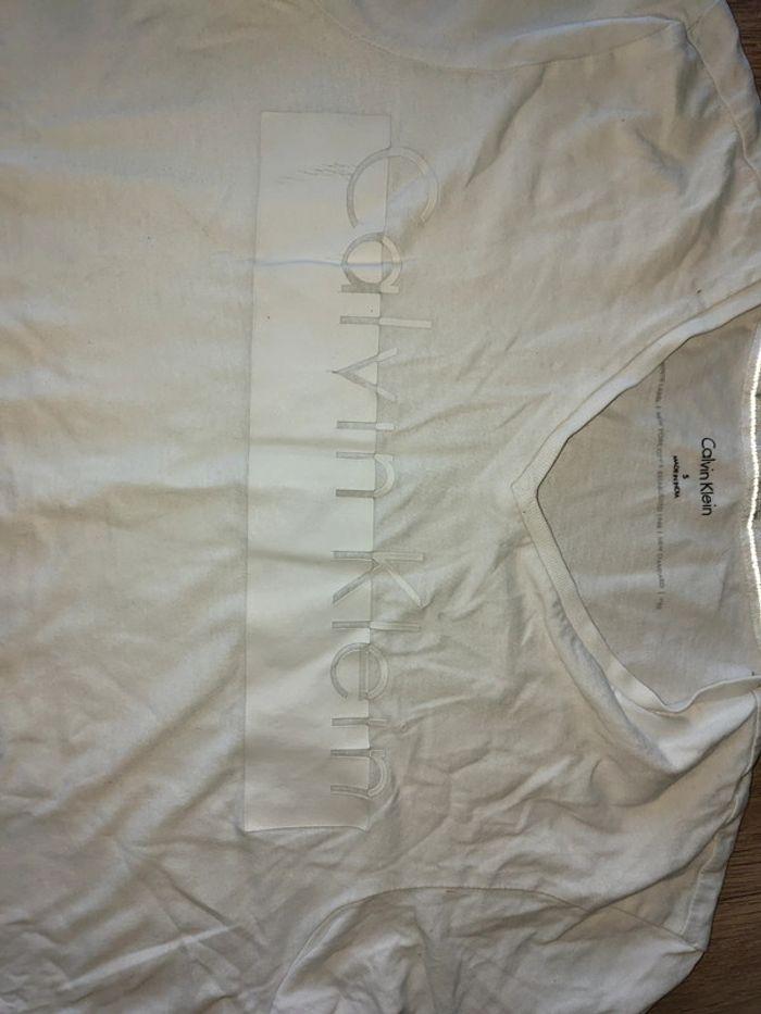 Tee-shirt Calvin Klein blanc taille s - photo numéro 3