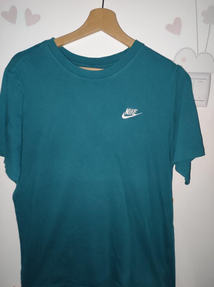 T-shirt Nike - photo numéro 1