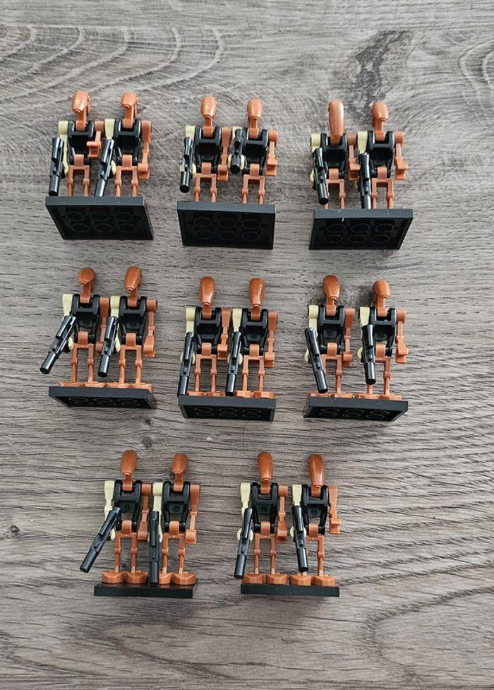 Minifigurine Star Wars : Lot de 16 droïdes de combat (compatible Lego)