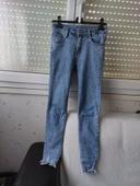 Pantalon jean taille 38