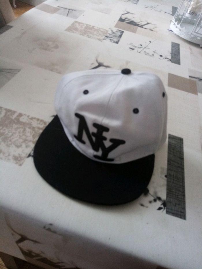 Lot casquette NY - photo numéro 3