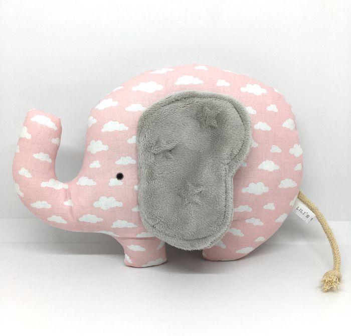 Elephant peluche fait main - photo numéro 2