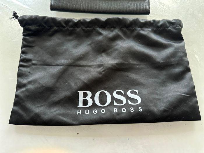 Porte monnaie Hugo Boss cuir Neuf - photo numéro 7