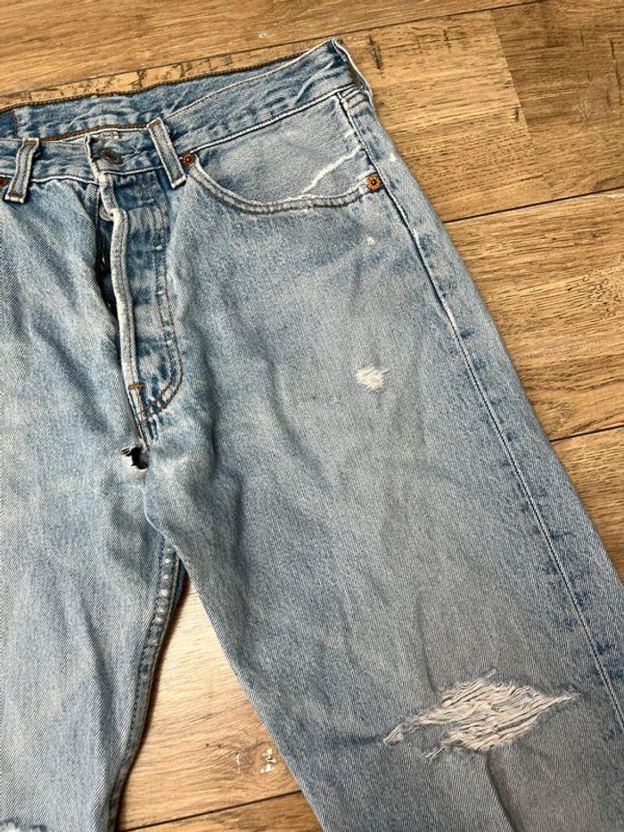 Jean Levis troué, coupe 501 droite, taille W31 L30 soit S - photo numéro 11