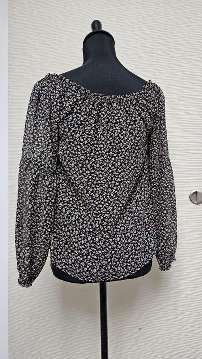 Blouse noire fleurs hollister - photo numéro 5