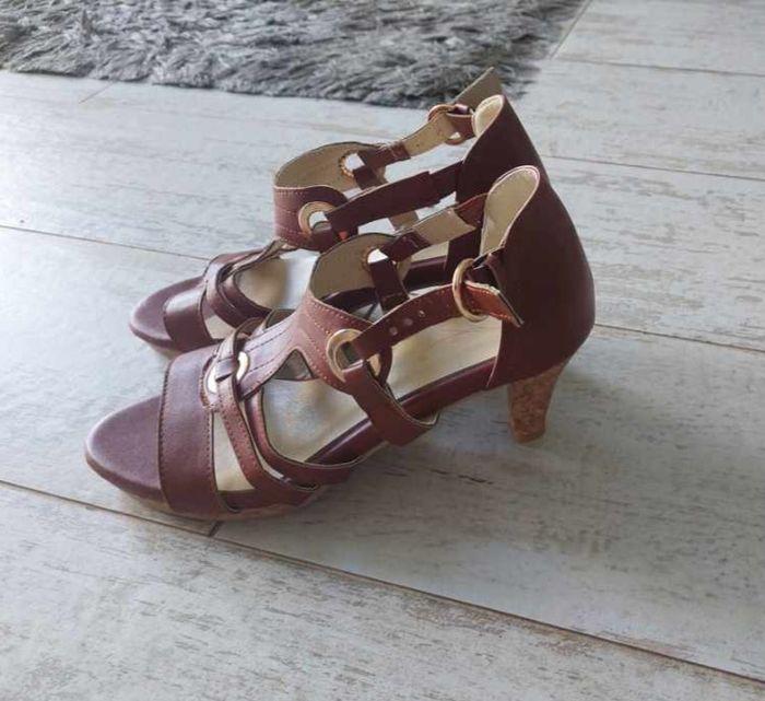 Chaussure taille 39 - photo numéro 2