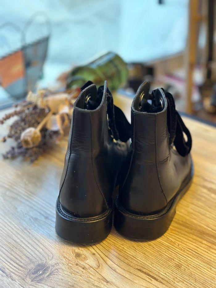 Bottines Claudie Pierlot en cuir noir et lacets en velours, modèle Aramis, pointure 36 - photo numéro 7