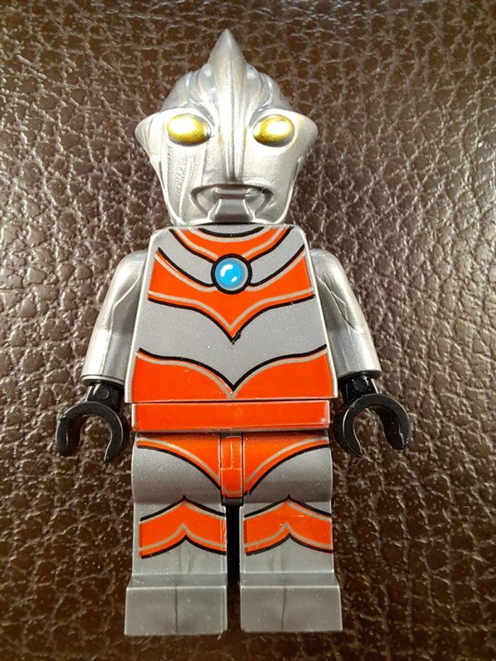 Figurine Lego compatible Ultraman - photo numéro 1