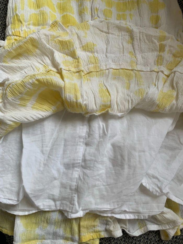 Robe courte jaune et blanche, IKKS, 6 ans en très bon état - photo numéro 6