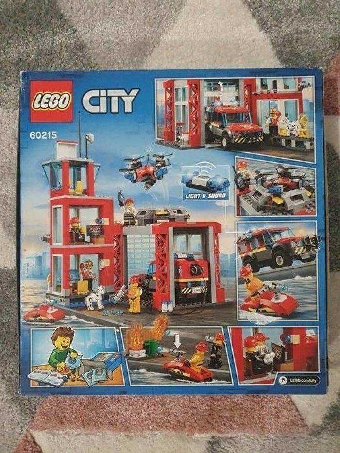 Lego City - La Caserne de Pompiers - 60215 - ok - photo numéro 2