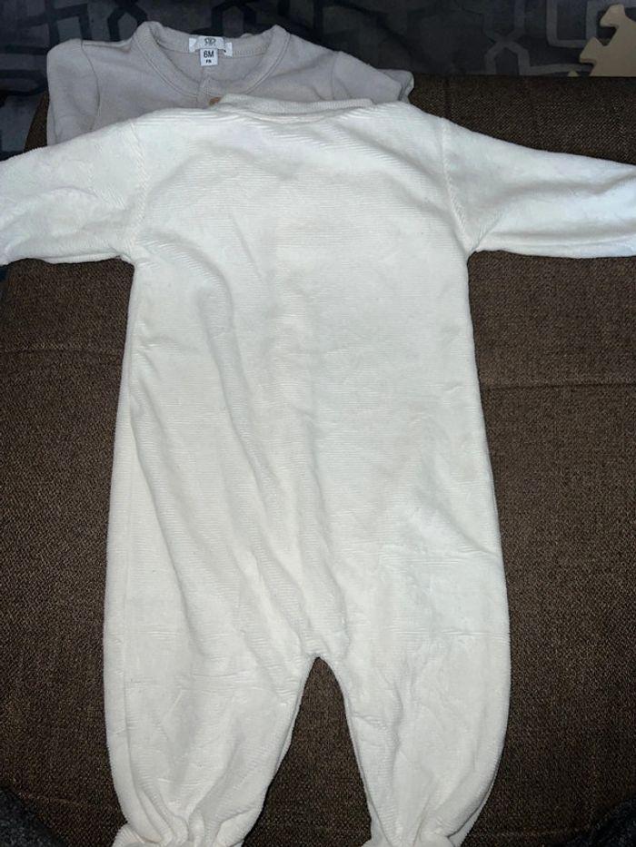 Lot 2 pyjamas blanc et gris 6M - photo numéro 3