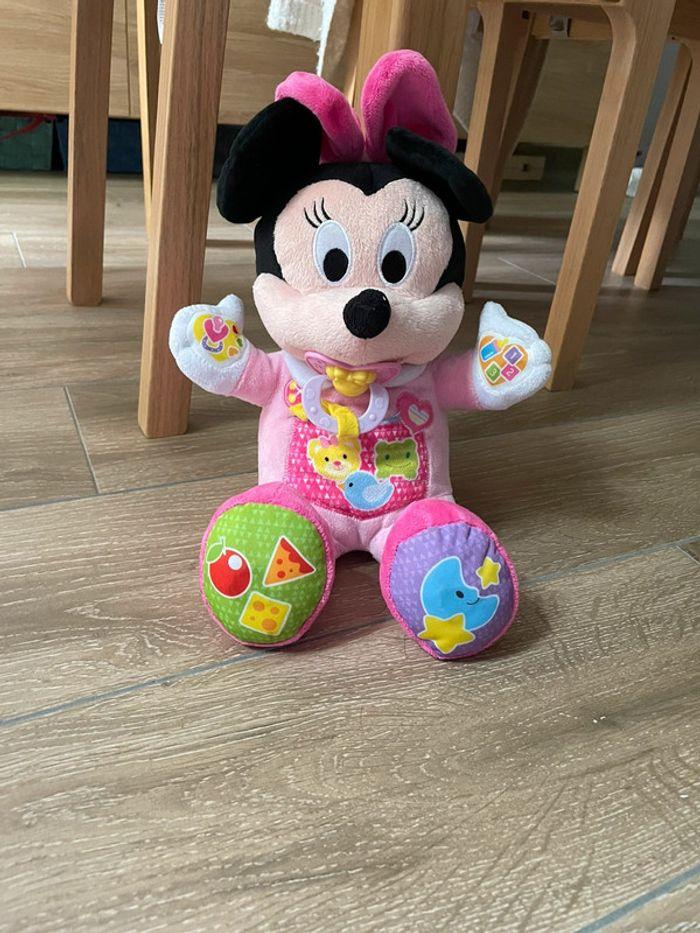 Peluche Minnie interactive