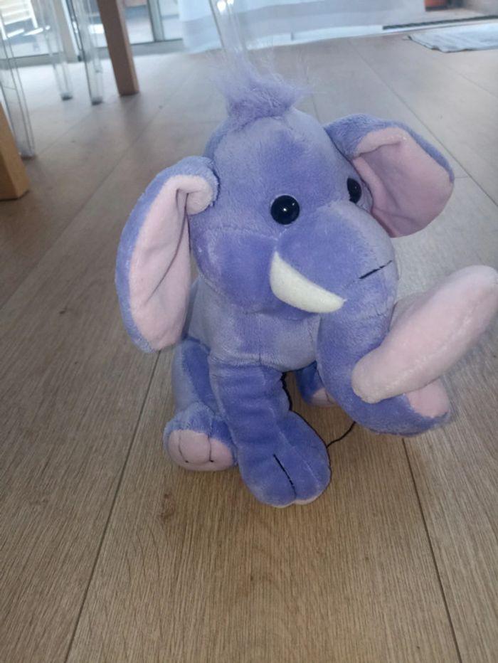 Peluche éléphant "love" - photo numéro 2