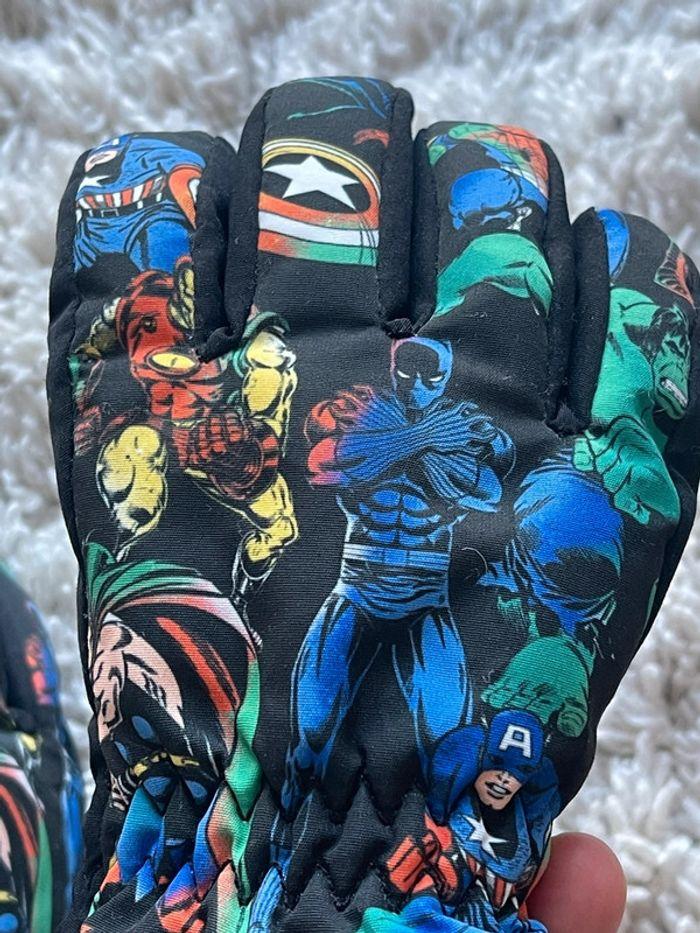 Gants enfant Marvel x H&M état neuf - photo numéro 4