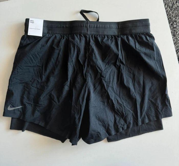 Short Nike dry-fit XL - photo numéro 2