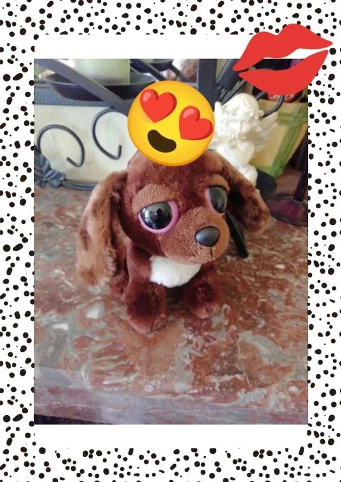 Peluche chien marron yeux roses - photo numéro 1