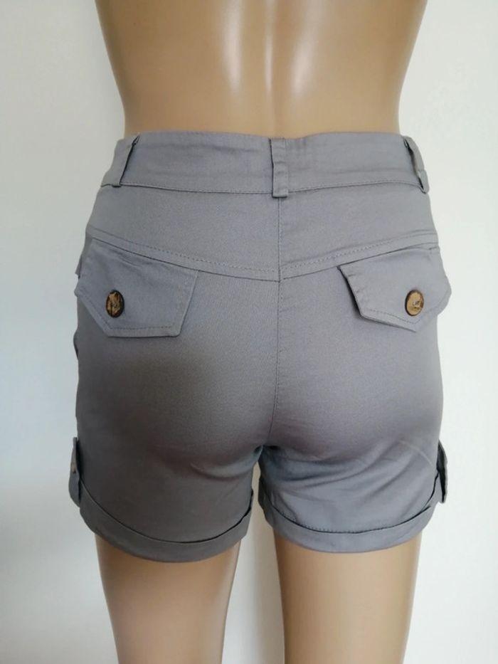 Short neuf taille S mais taille petit pour une taille 34 voir mensurations - photo numéro 6