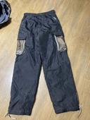 Combinaison de ski / Pantalon de ski./ pantalon d’extérieur . Taille L . Taille 38/ 40