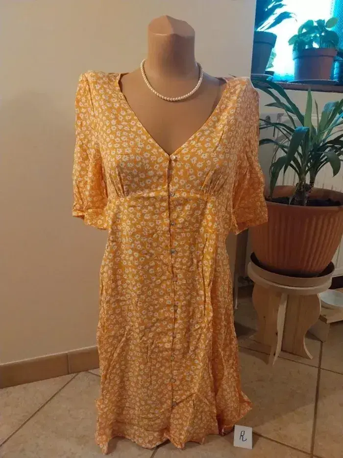 Robe camaïeu taille 40 neuve - photo numéro 1