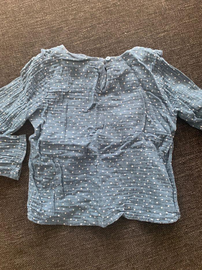 Blouse bleue à pois blanc, Eden et Victor, 4 ans, très bon état - photo numéro 4