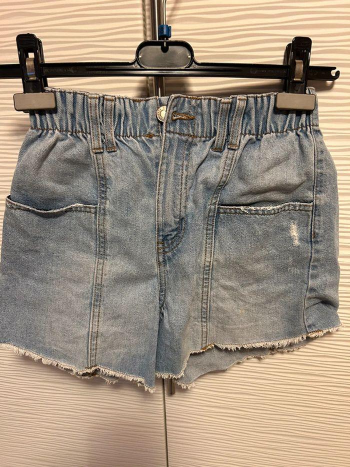 Short jeans ZARA 13/14ans - photo numéro 1