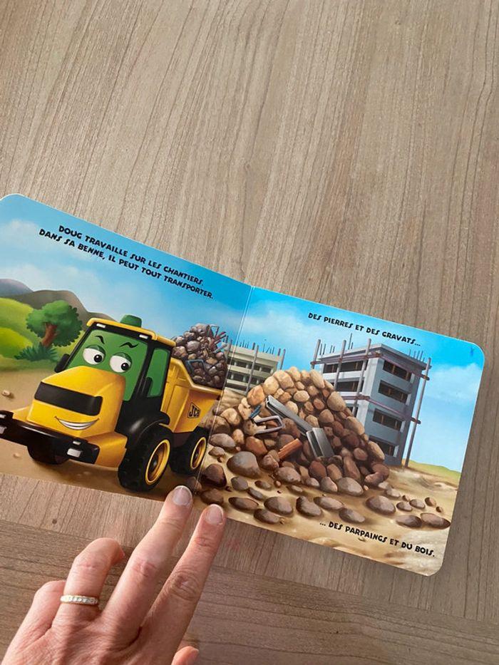 Petit livre carton Doug le camion benne - photo numéro 2