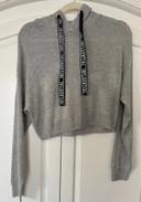 Pull à capuche gris clair neuf avec étiquette