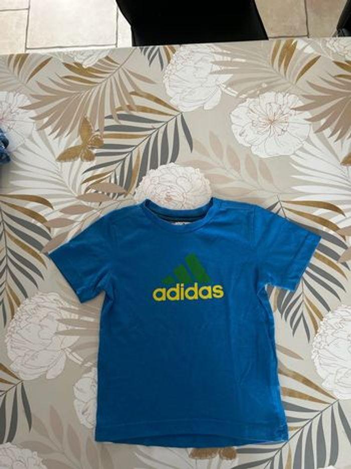 Tee-shirts adidas