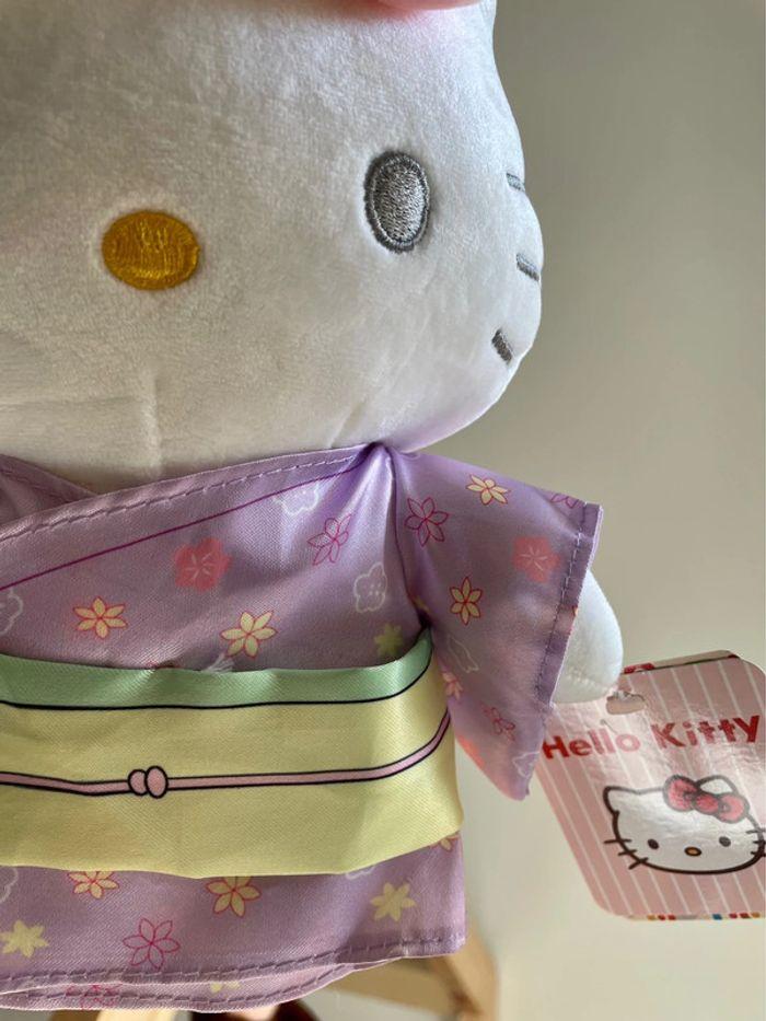 Peluche Hello Kitty en Kimono 👘 - photo numéro 13