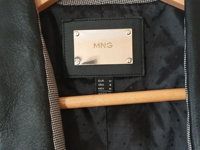 Veste tailleur XS Mango MNG trés bon état - photo numéro 2