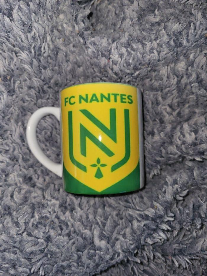 Tasse  foot - photo numéro 1