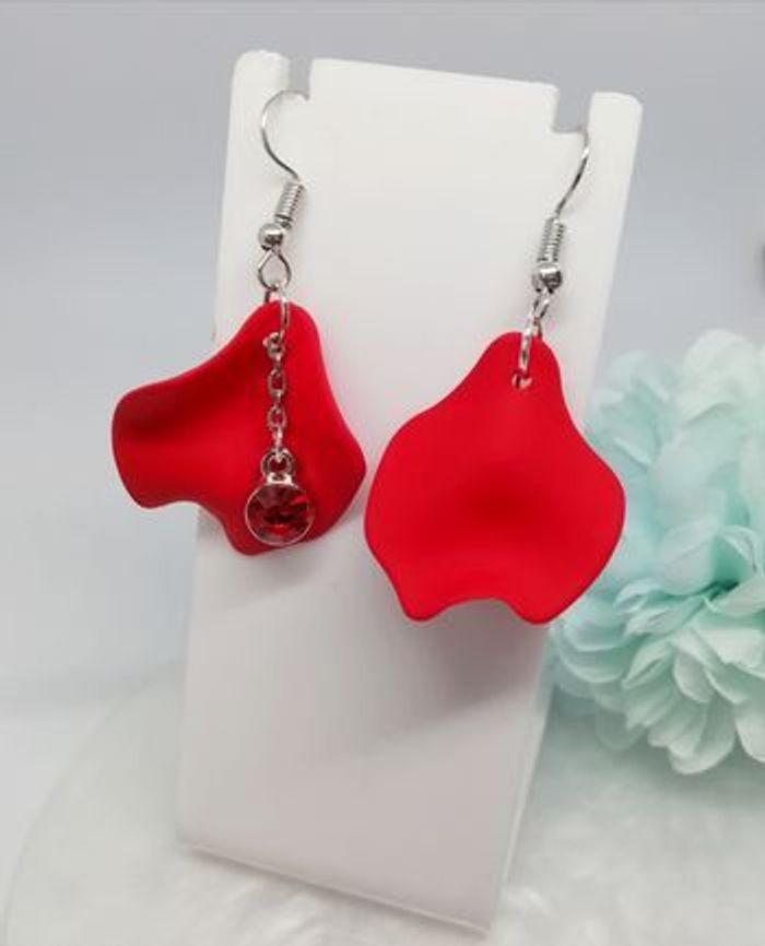 Paire de boucles d'oreilles pétales de coquelicot rouge et strass - photo numéro 6