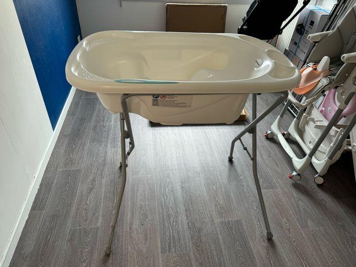 Baignoire bébé avec support pliable - photo numéro 1