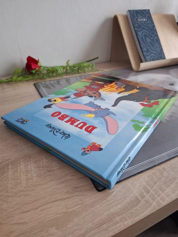 Livre Dumbo / Hachette 1989 - photo numéro 4