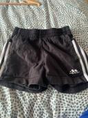 Short adidas