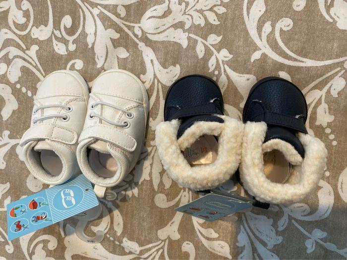 Lot de 2 paires de chaussures bébé / taille 15-16 - photo numéro 2