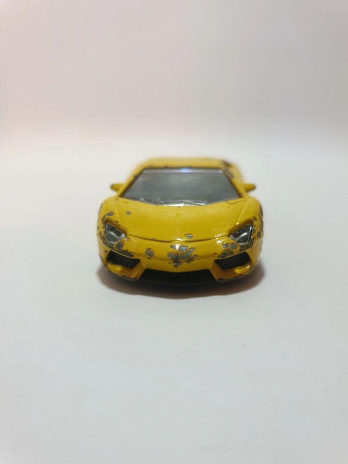 Majorette 219E Lamborghini Aventador - 1/64 Jaune Made in Thaïlande - photo numéro 2