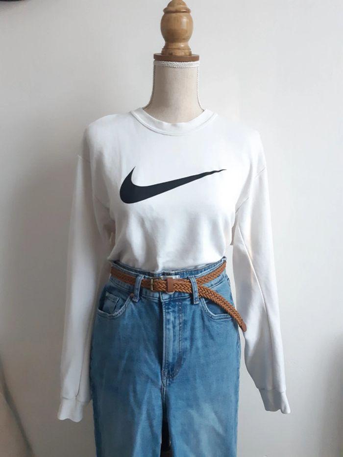 Pull blanc Nike T38 - photo numéro 1