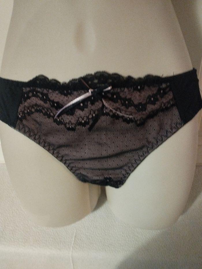 Ensemble de lingerie neuf noir et rose 100C 42 - photo numéro 4