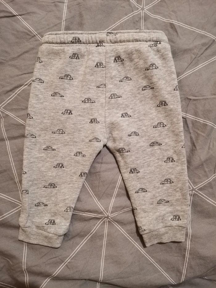 Pantalon bébé 9 mois - photo numéro 2